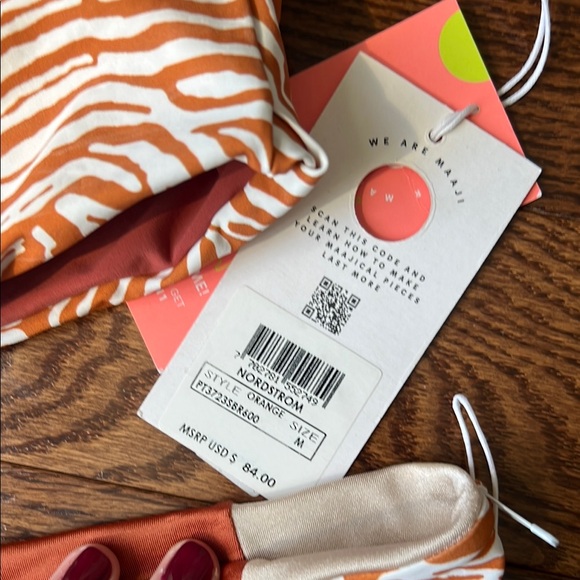 Reversible Maaji Print High Leg Bikini Set - Picture 3 of 5